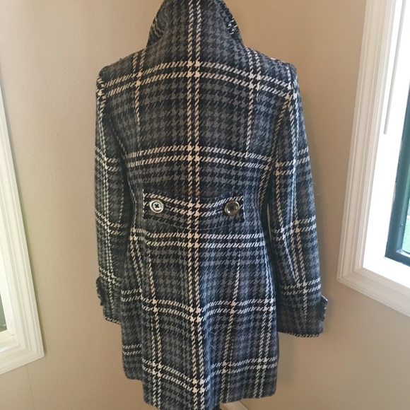 Gorgeous Wool Blend Tweed Pea Coat - Picture 6 of 8